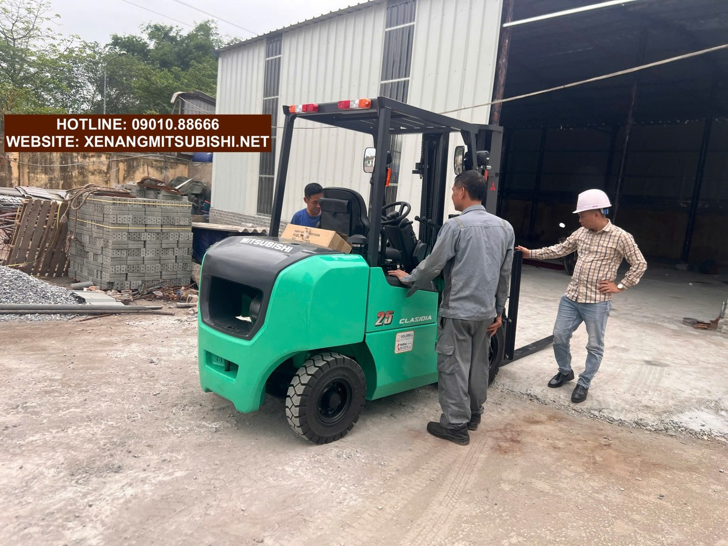 ban_giao_xe_nang_mitsubishi_clasidia_2.5_tan_tai_nam_dinh__2